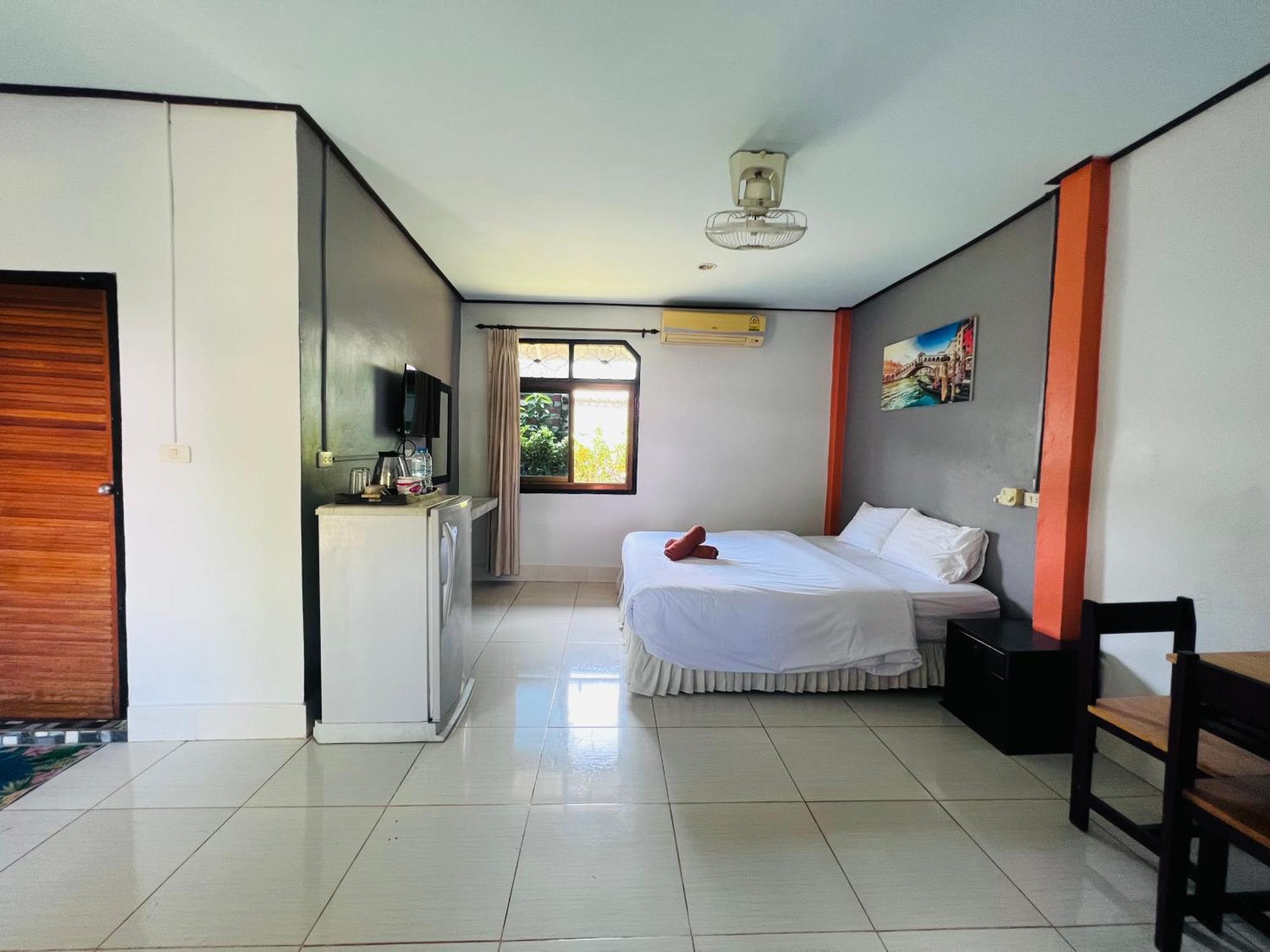 Prukrom Lanta Guesthouse Ko Lanta Eksteriør bilde