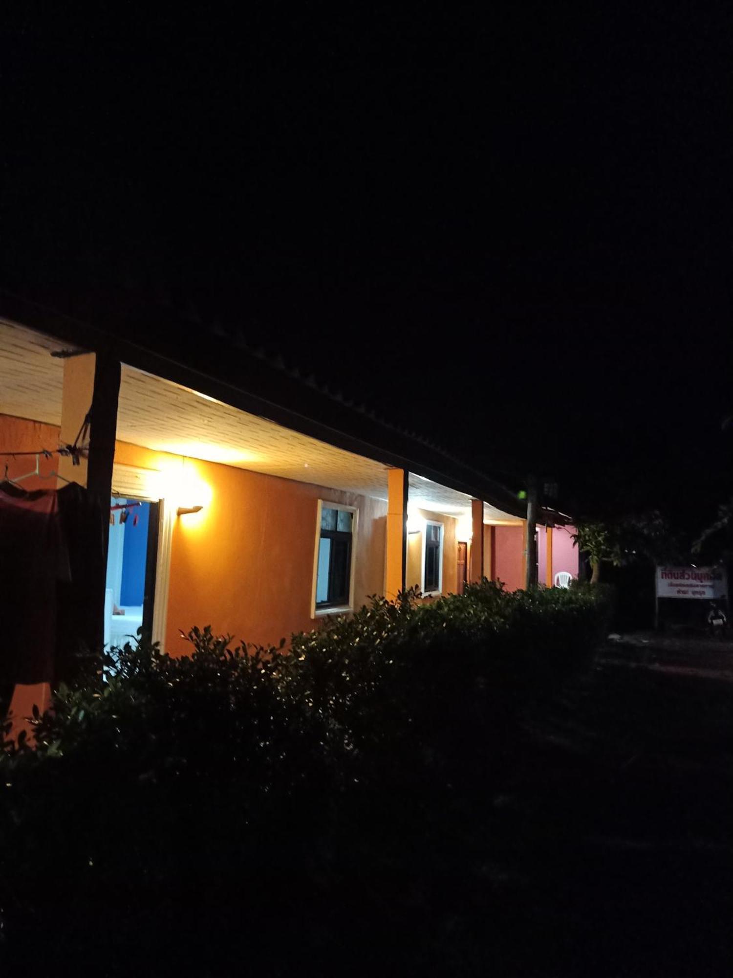 Prukrom Lanta Guesthouse Ko Lanta Rom bilde