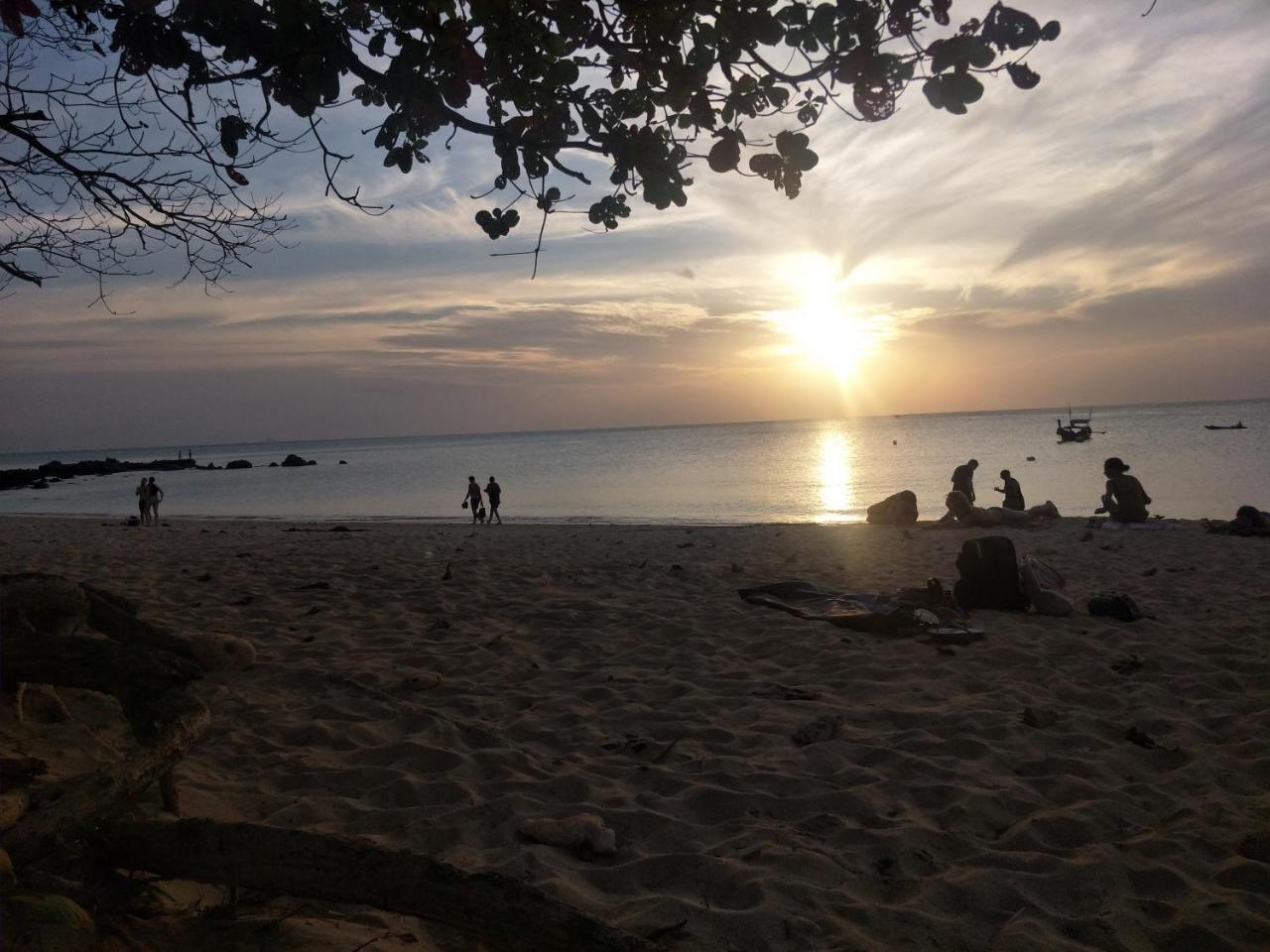 Prukrom Lanta Guesthouse Ko Lanta Eksteriør bilde
